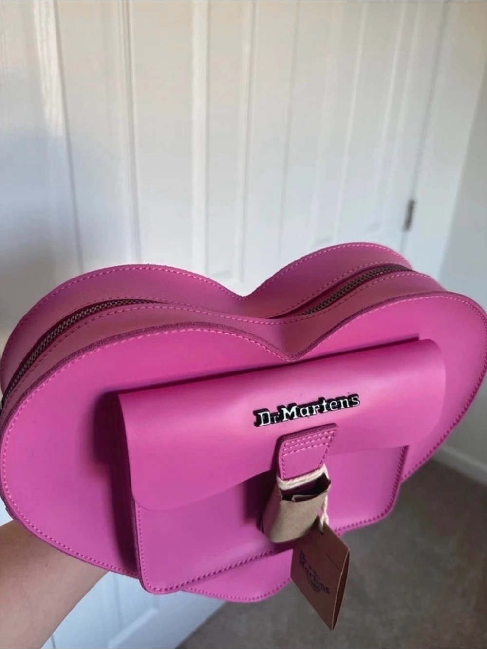 Dr. Martens Heart Shaped Bag - Picture 7 of 13